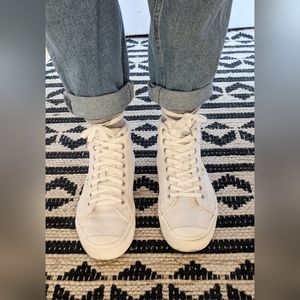 Cariuma OCA HIGH top sneakers
